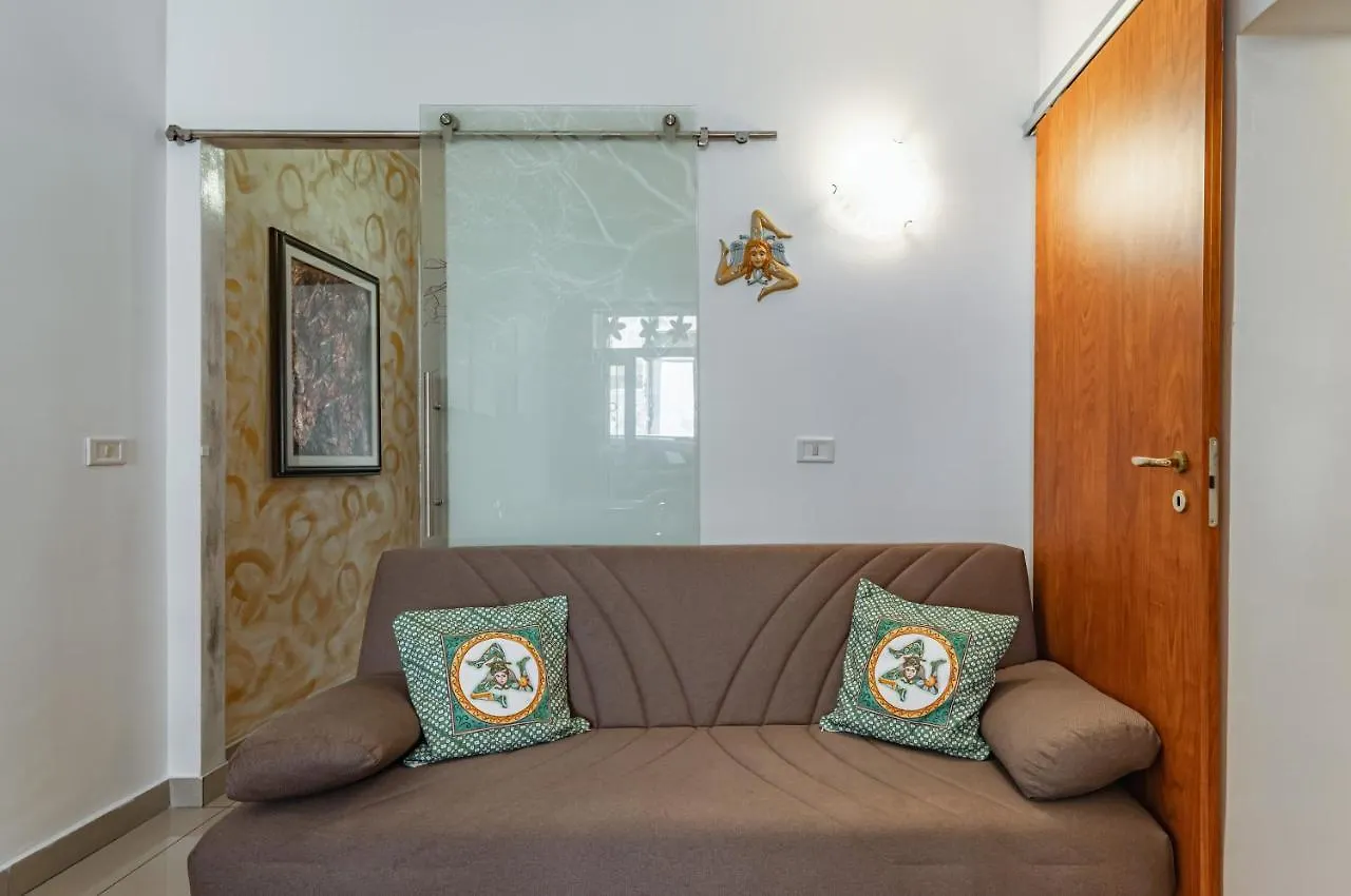 Catania Comfy & Central Apartment X3! إيطاليا